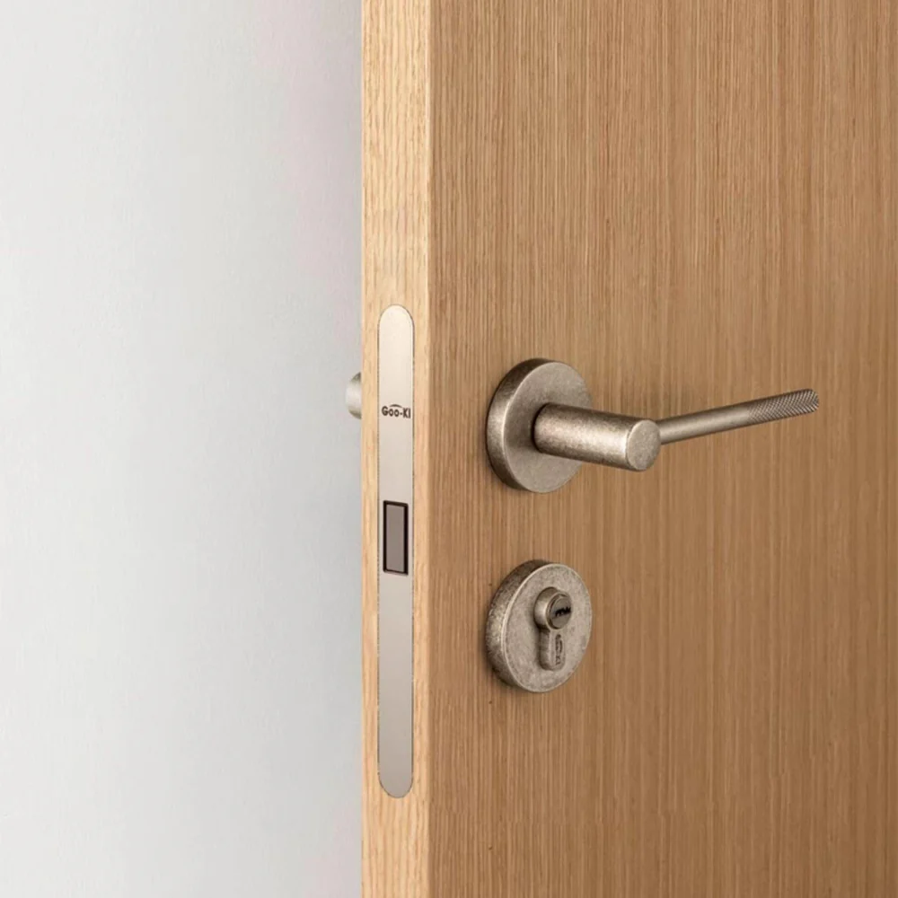 Knurled Craft Interior Door Lock Mute Magnetic Indoor Medieval Door Handle Set